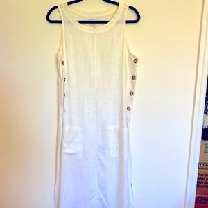 Peck & Peck White Linen Maxi Dress size Medium
